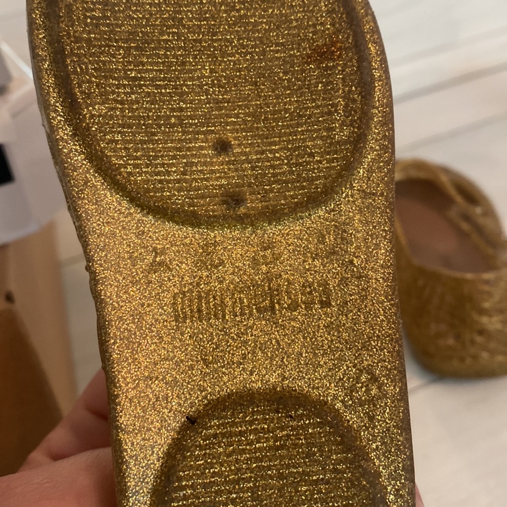Gold Mini Melissa Sandals. Size 6. Great condition! - Picture 4 of 4